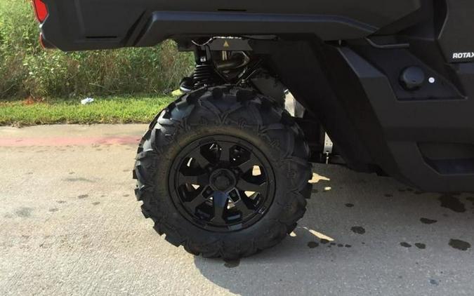 2025 Can-Am® Defender DPS HD9 Stealth Black