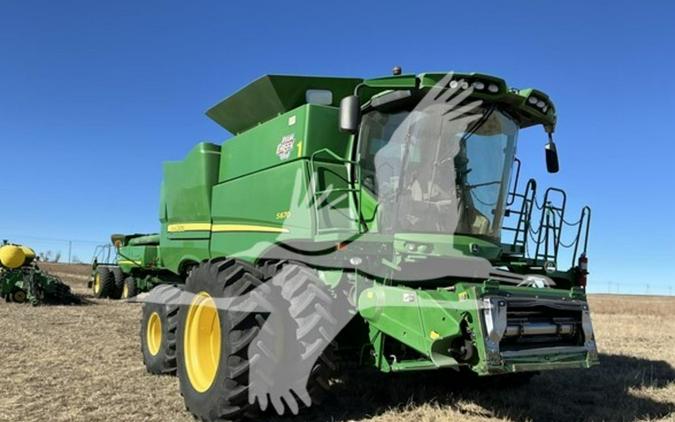 2015 John Deere S670