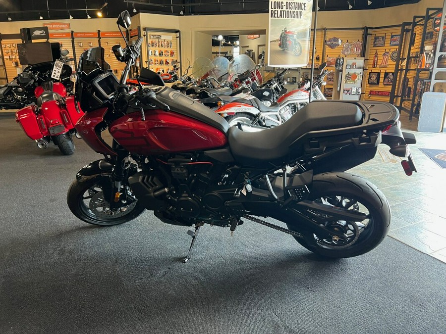 2025 Harley-Davidson Pan America 1250 ST Brilliant Red