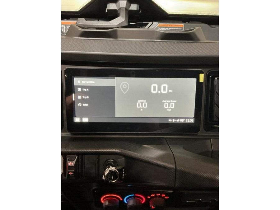 2027 Can-Am Defender MAX LTD HD11