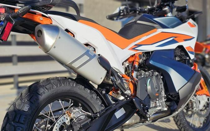 2024 KTM 890 Adventure R