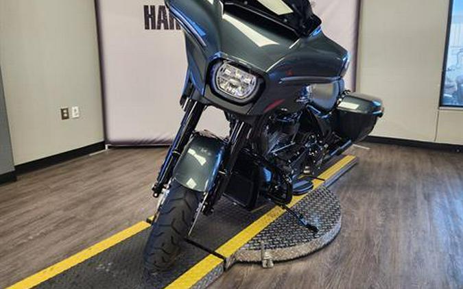 2025 Harley-Davidson Street Glide Base