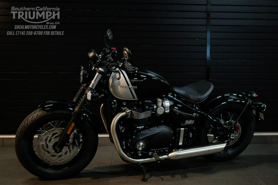 2024 Triumph Bonneville Bobber Jet Black/Ash Gray