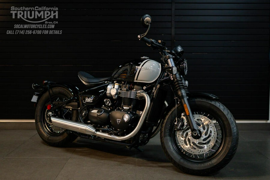 2024 Triumph Bonneville Bobber Jet Black/Ash Gray
