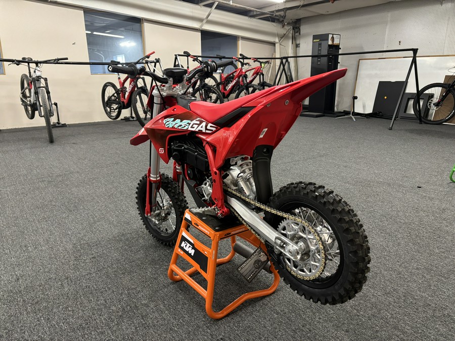 2027 GAS GAS MC E 5