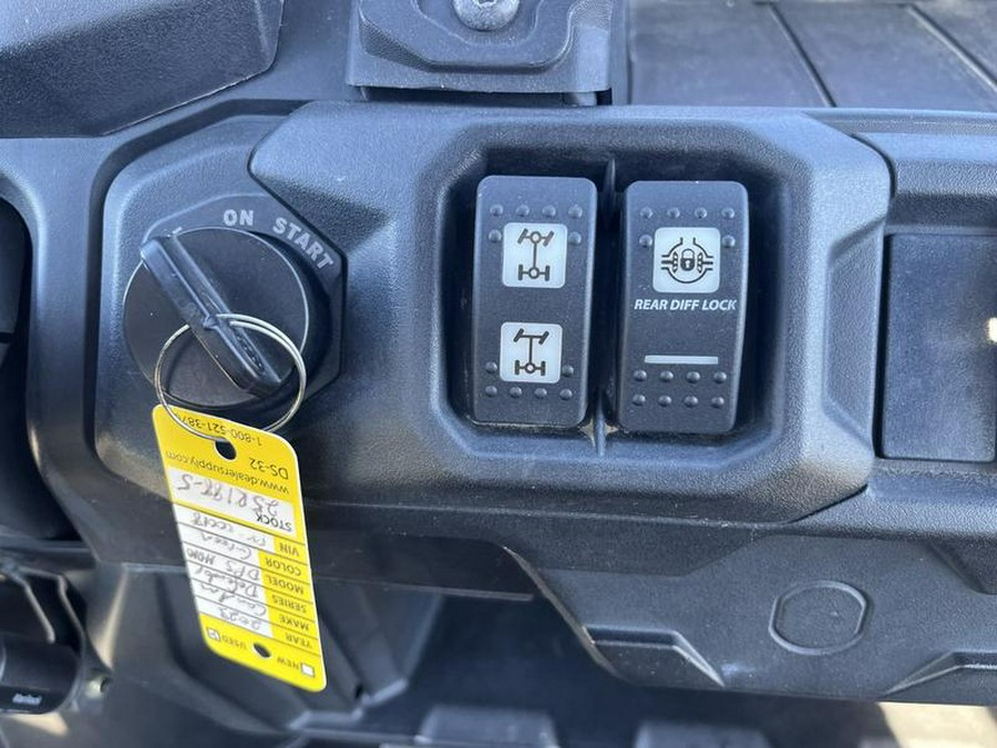 2023 Can-Am® Defender DPS HD10 Tundra Green