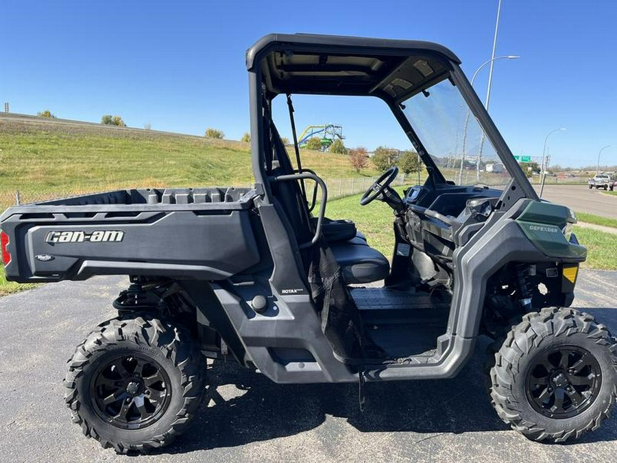 2023 Can-Am® Defender DPS HD10 Tundra Green