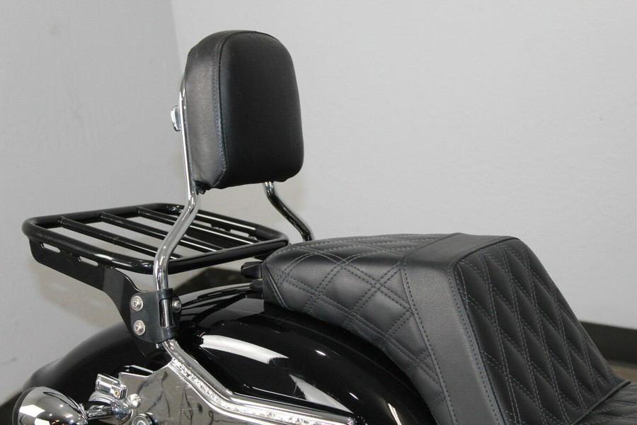 Harley-Davidson® Fat Boy® 114 2019 FLFBS 055577T BLACK W/PINSTRIPE