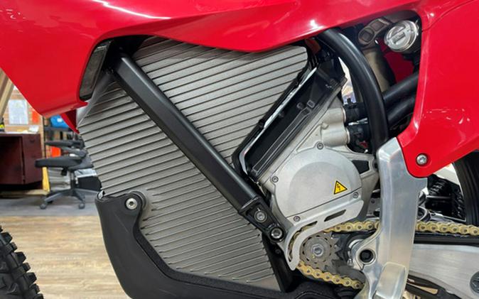 2024 Stark VARG Alpha MX 19"_80HP