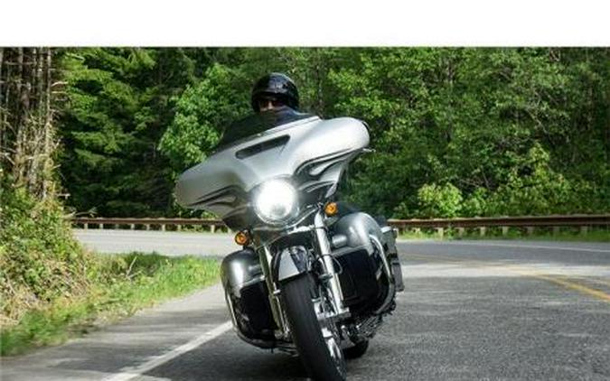 2015 Harley-Davidson CVO™ Street Glide®