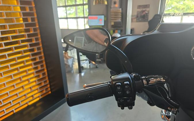 FLHTCUTG 2024 Tri Glide™ Ultra