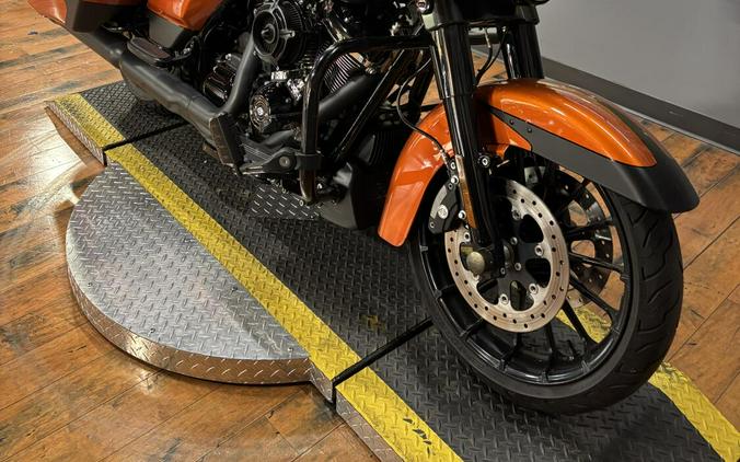 2019 Harley-Davidson Street Glide Special ORANGE/BLK DNM W/PINSTRIPE