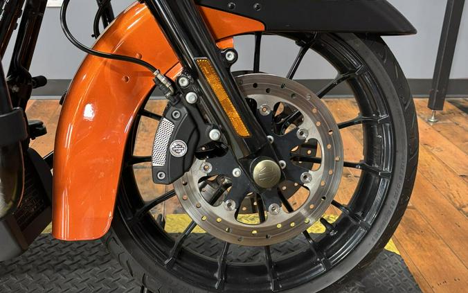 2019 Harley-Davidson Street Glide Special ORANGE/BLK DNM W/PINSTRIPE