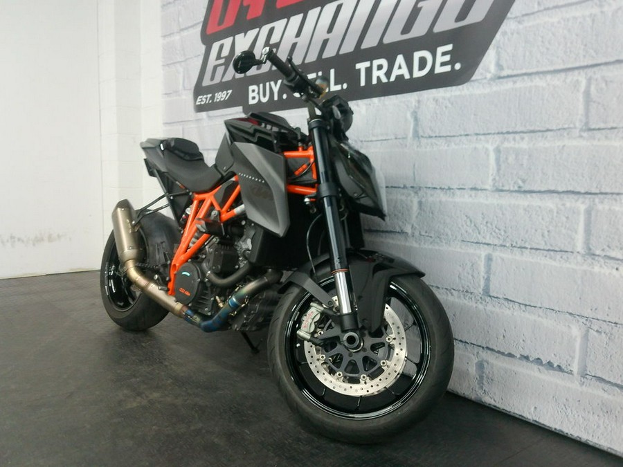 2015 KTM 1290 Super Duke R ABS