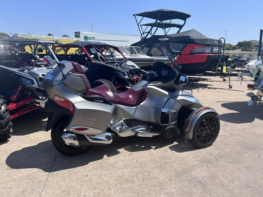 2014 Can-Am® Spyder® RT Limited SE6