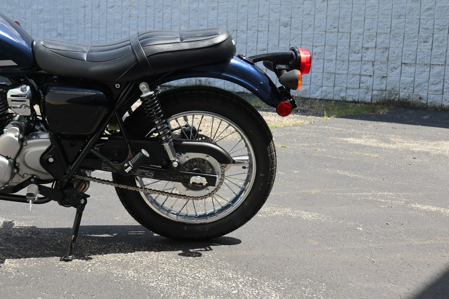 2025 Kawasaki W 230 ABS