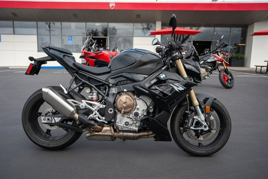 2024 BMW S 1000 R Black Storm Metallic 1000 R