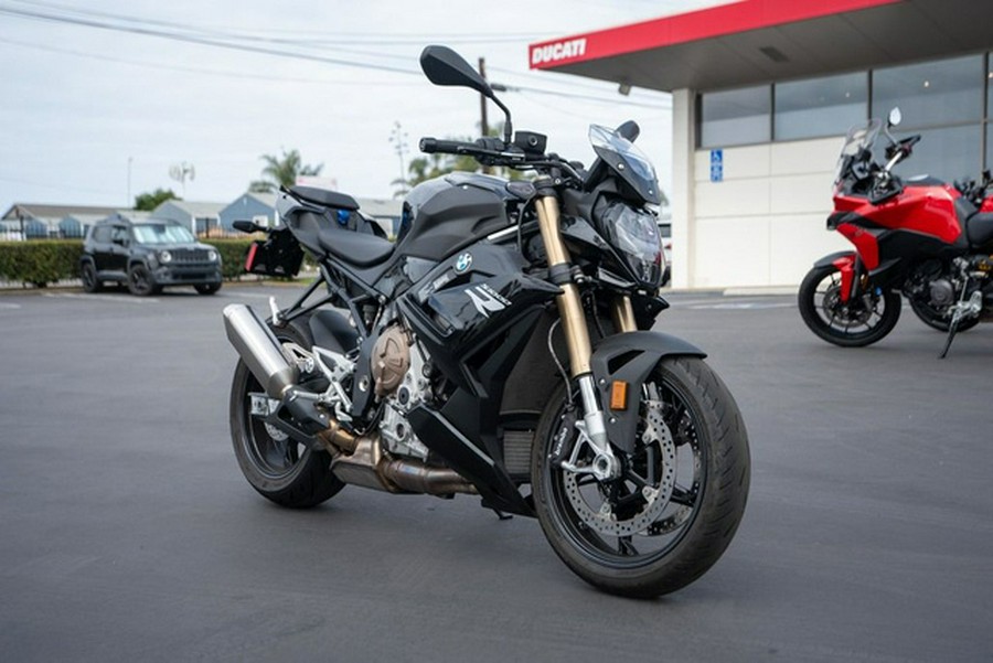 2024 BMW S 1000 R Black Storm Metallic 1000 R
