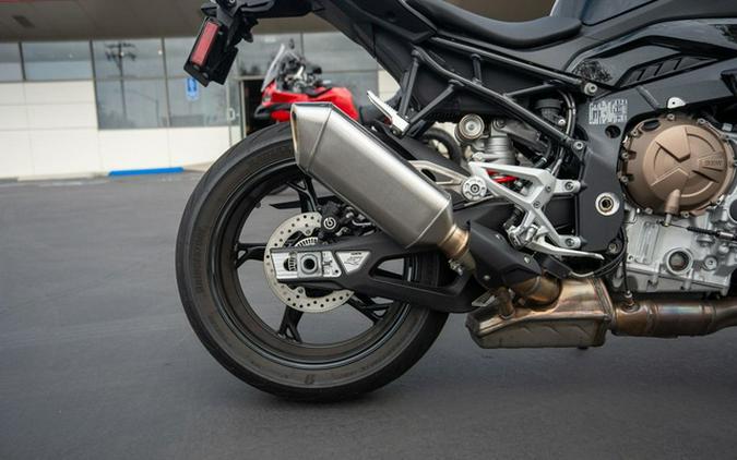2024 BMW S 1000 R