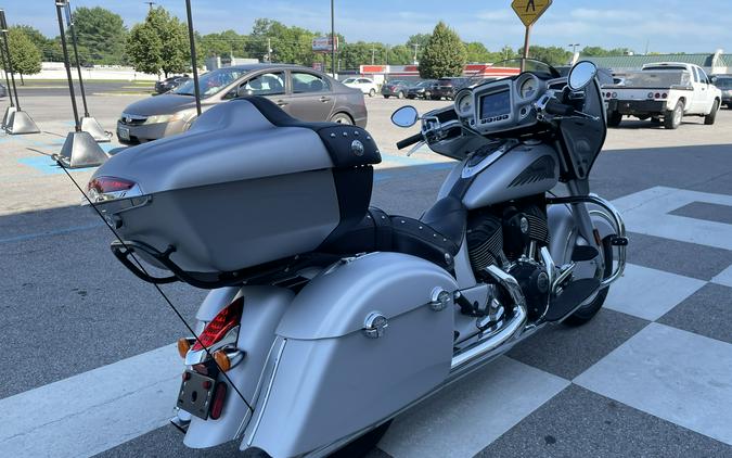 2018 Indian Motorcycle Indian® Chieftain Classic - Color Option