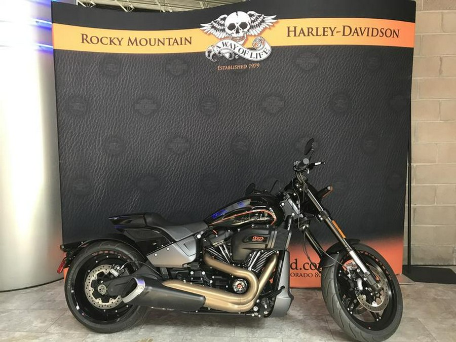 2019 Harley-Davidson® FXDRS - FXDR™ 114