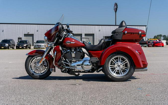 2024 Harley-Davidson® FLHTCUTG - Tri Glide® Ultra