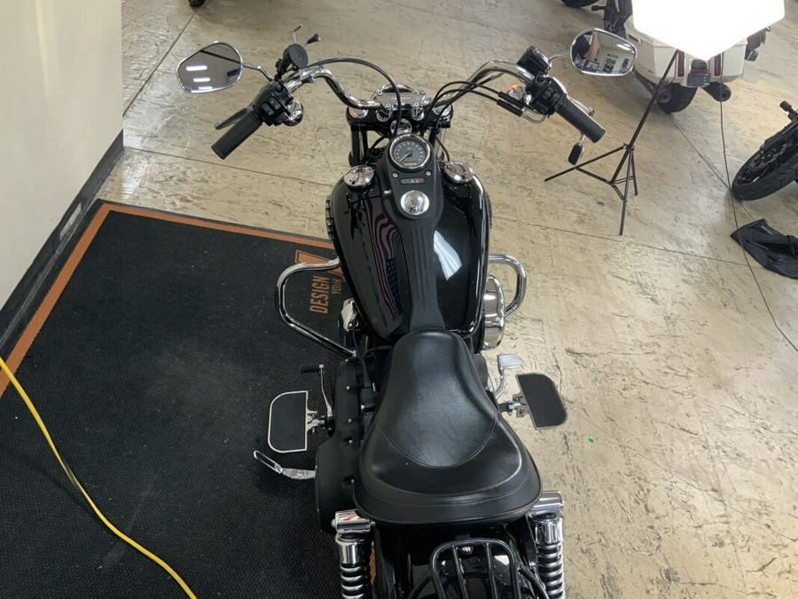 2016 Harley-Davidson Street Bob Black