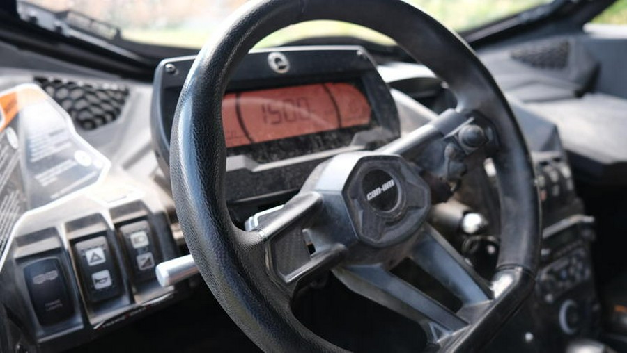 2022 Can-Am® Maverick X3 X rs Turbo RR With Smart-Shox Desert Tan / Carbon Black / Can-a