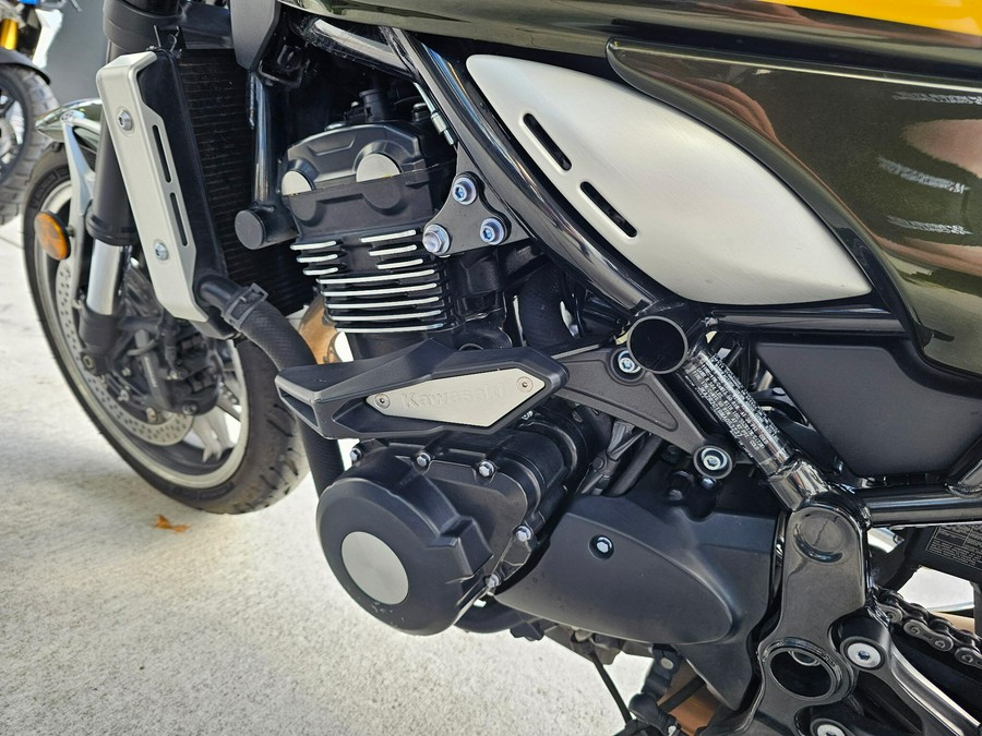 2021 Kawasaki Z900RS ABS