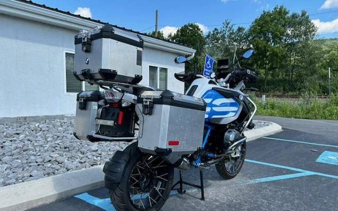 2018 BMW R 1200 GS Adventure Light White / Cordoba Blue Premium