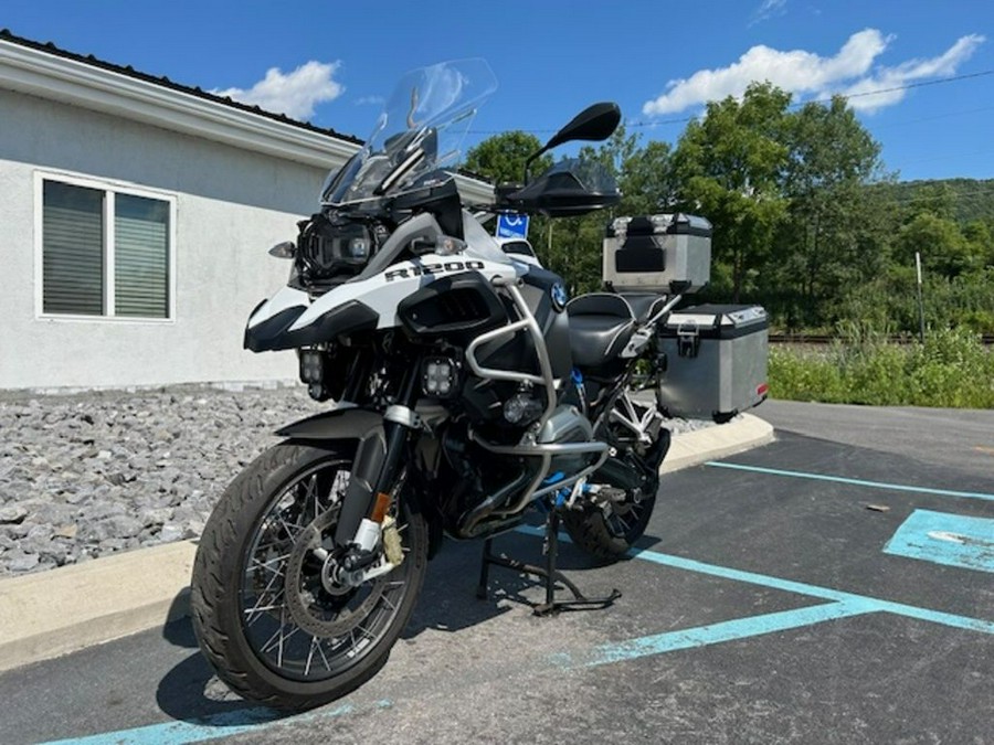 2018 BMW R 1200 GS Adventure Light White / Cordoba Blue Premium