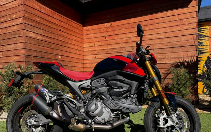 2024 Ducati MONSTER 937+