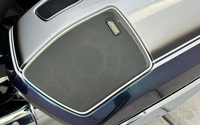 2022 BMW R 18 B 719 Galaxy Dust Metallic/Titan Silver 2 Metallic