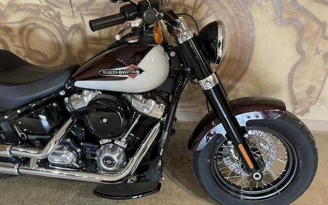 2021 Harley-Davidson® FLSL - Softail Slim®