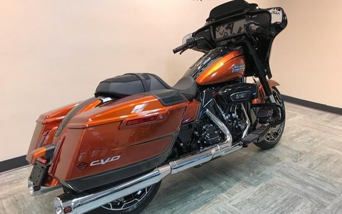 2023 Harley-Davidson CVO™ Street Glide Whiskey Neat w/Raven Metallic FLHXSE