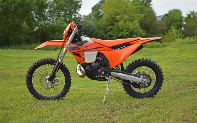 2025 KTM XC 250 W