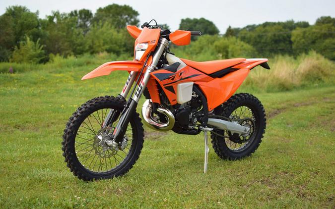 2025 KTM XC 250 W