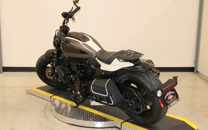 Used 2022 Harley-Davidson Sportster S RH1250S Motorcycle For Sale In Miami, Florida