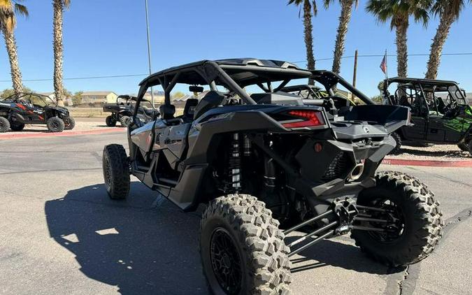 2026 Can-Am® Maverick X3 Max X RS Turbo RR Triple Black_4.5 in