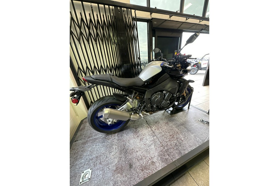 2023 Yamaha MT10 SP