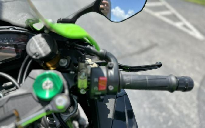 2019 Kawasaki Ninja® ZX™-10R ABS KRT Edition