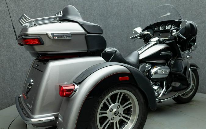 2017 HARLEY DAVIDSON FLHTCUTG TRI GLIDE ULTRA CLASSIC