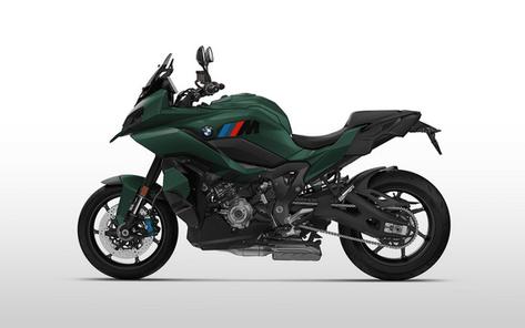 2026 BMW M 1000 XR