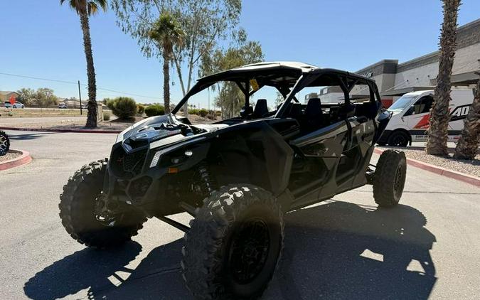 2026 Can-Am® Maverick X3 Max X RS Turbo RR Triple Black_4.5 in