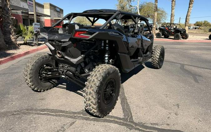2026 Can-Am® Maverick X3 Max X RS Turbo RR Triple Black_4.5 in