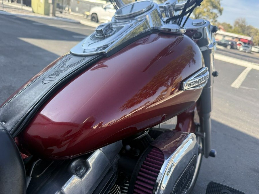 2016 Harley-Davidson® FLD - Dyna® Switchback™