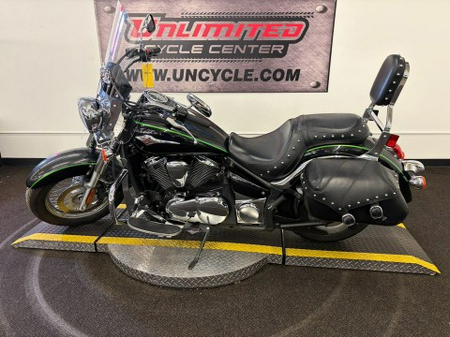 2015 Kawasaki Vulcan® 900 Classic LT