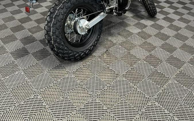 2027 YAMAHA TW 200 GALLANT GRAY