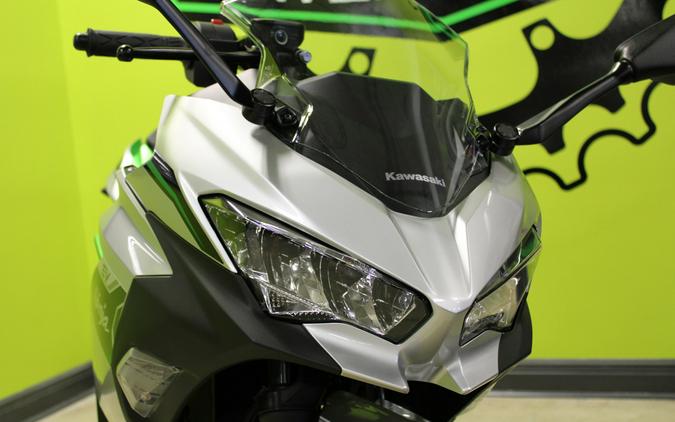 2024 Kawasaki Ninja® e-1 ABS