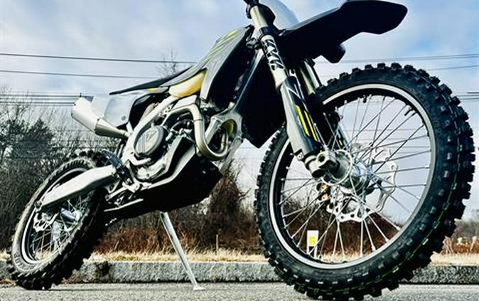 2026 Triumph TF 250-C